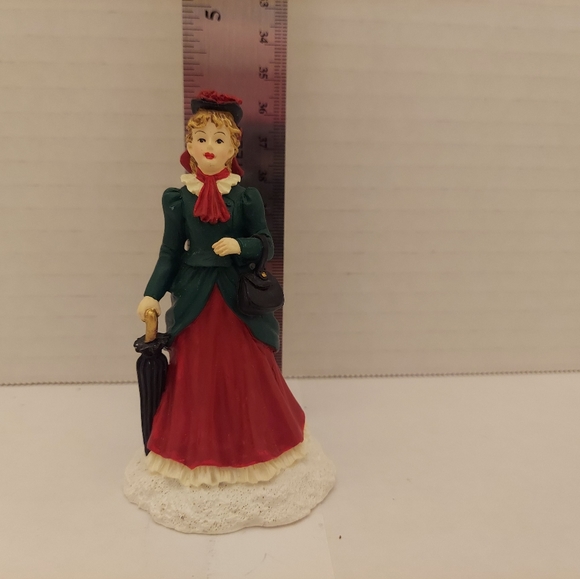 Mervyn's Village Square 1995 Lady With Umbrella Figurine - Picture 6 of 7